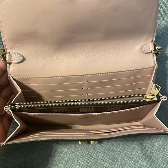 Louis Vuitton Purse - Picture 2 of 3